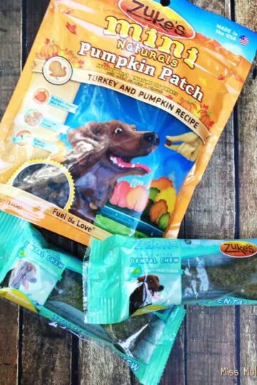 Treat Your Pup with Zuke's Mini Naturals Dog Treats & Z-Bone Dental Chews!