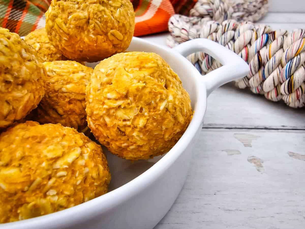 No-Bake Pumpkin Yogurt Dog Treats: Only 3 Ingredients! No-Bake Pumpkin Yogurt Dog Treats: Only 3 Ingredients!